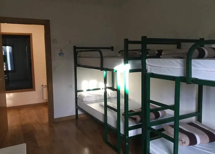 Hostel Linar Do Rei *