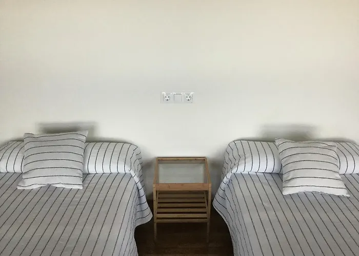 Hostel Linar Do Rei *